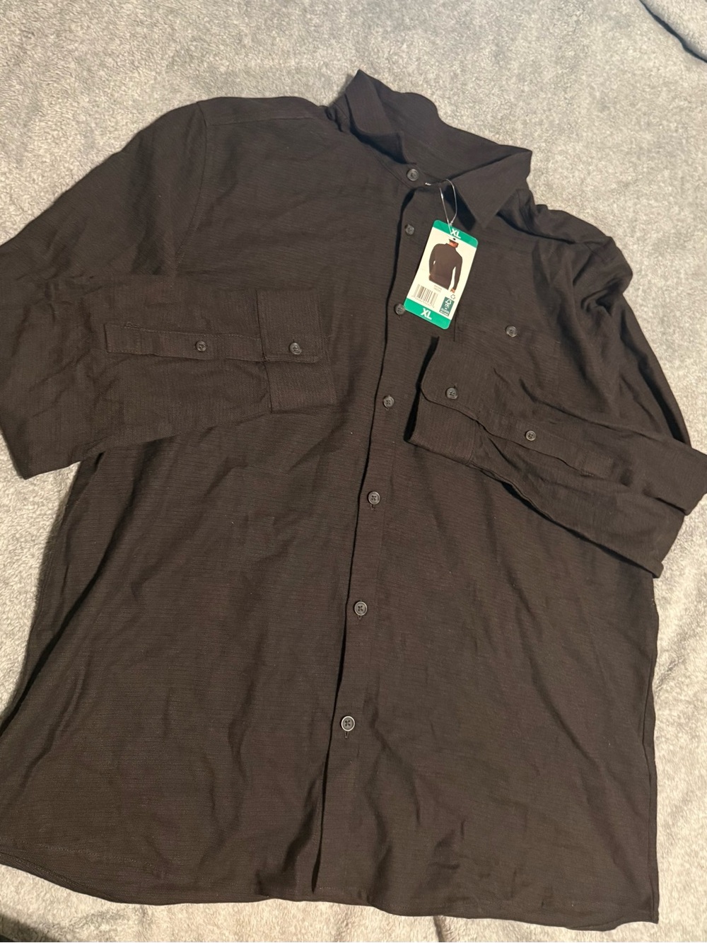 32 Degrees Men's Long-Sleeve Black Button-Down Shirt